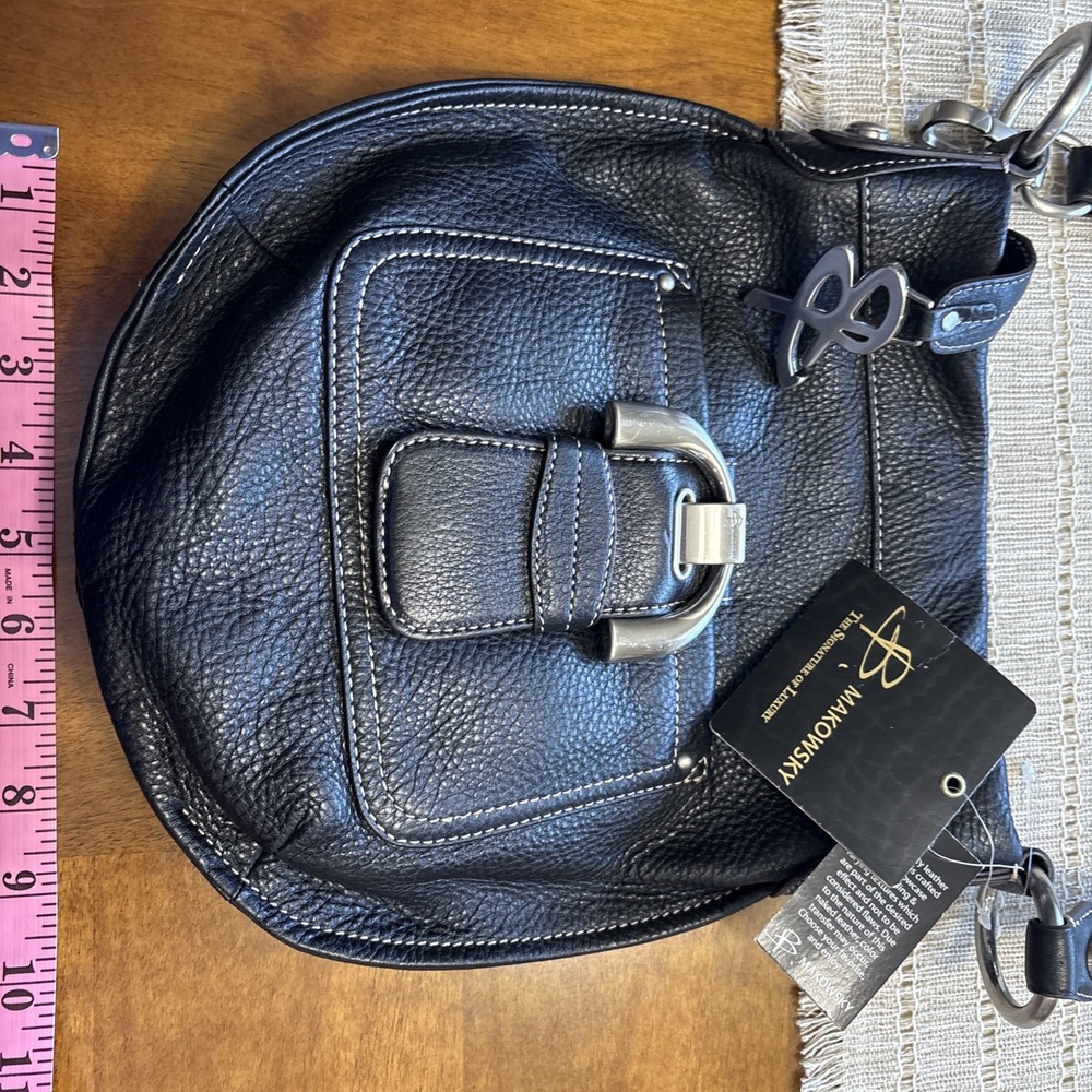 B Makowsky Leather Shoulder Bag‎ Black NWT with Dust Bag Excellent Condition